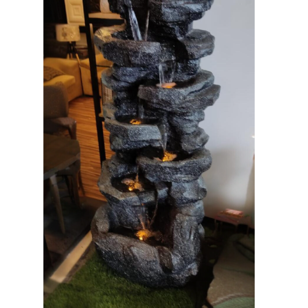 Fiber Fountain Statues 01